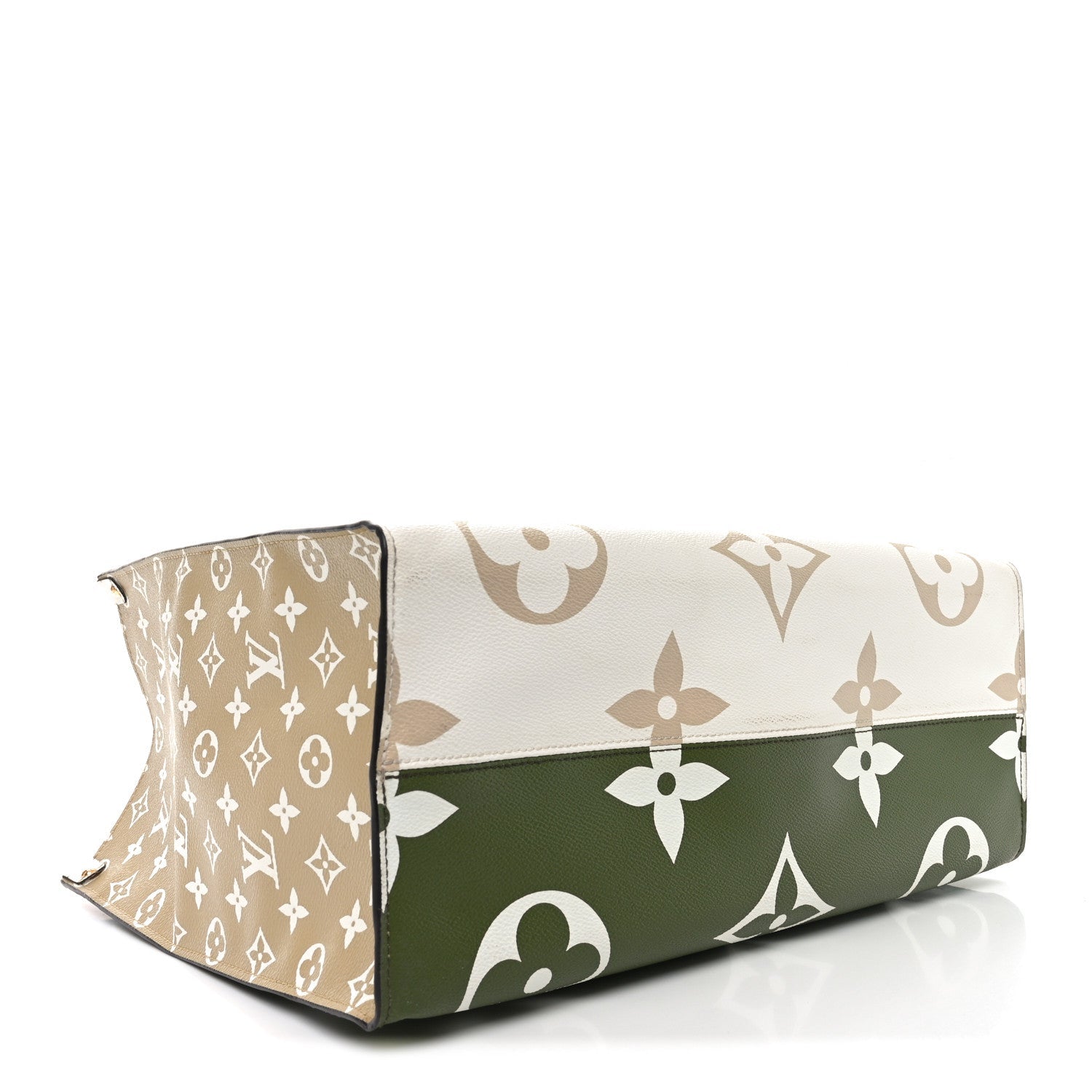 Monogram Giant Onthego GM Kaki Beige