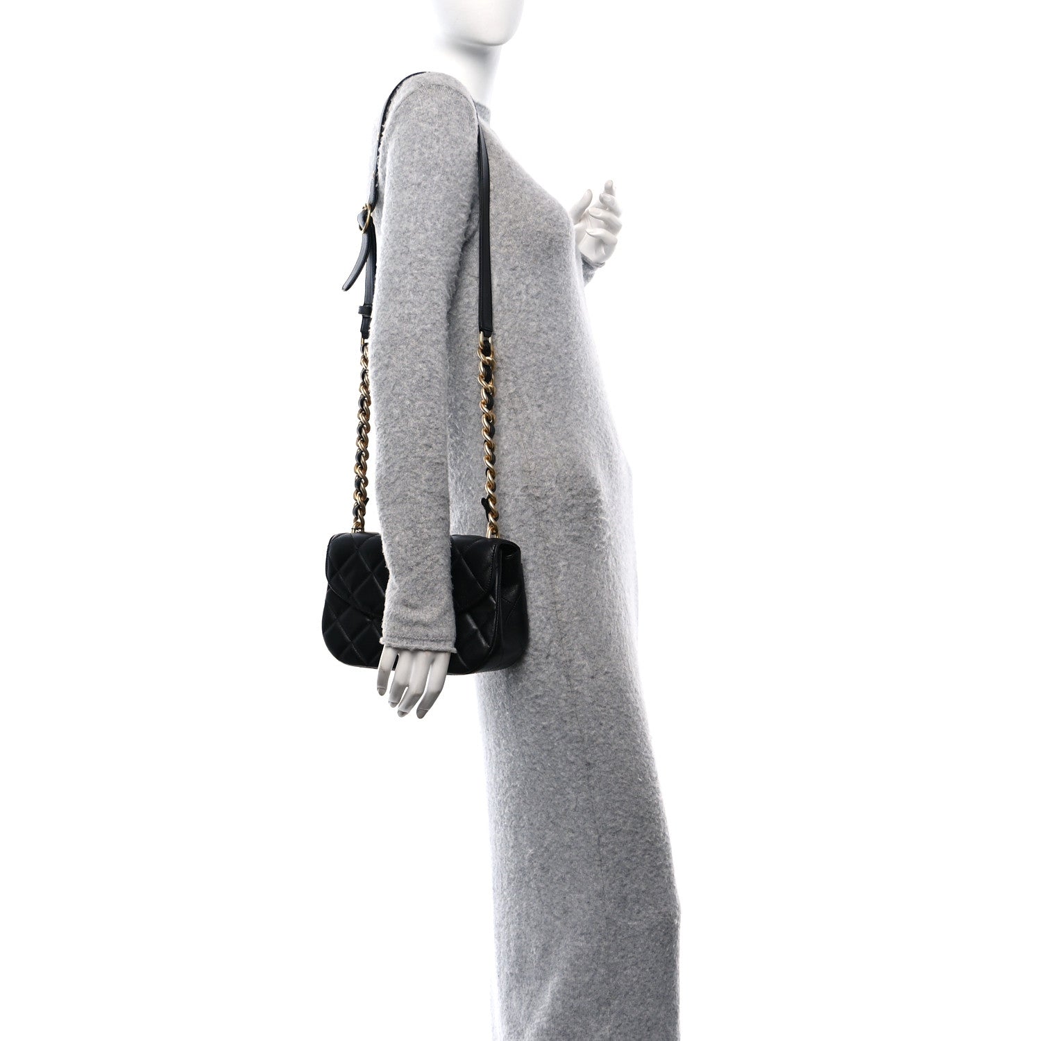 Lambskin Quilted Chain Messenger Bag Black