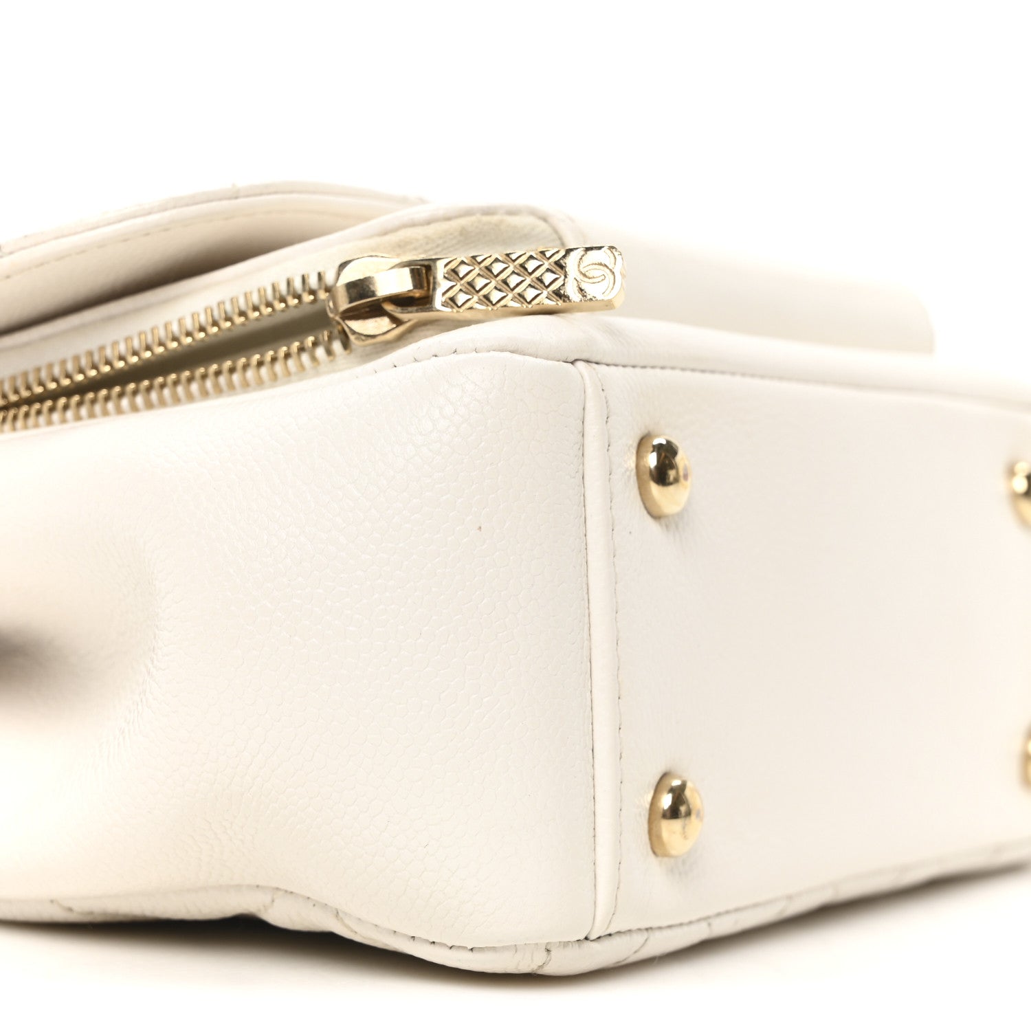 Caviar Quilted Small Business Affinity Flap White