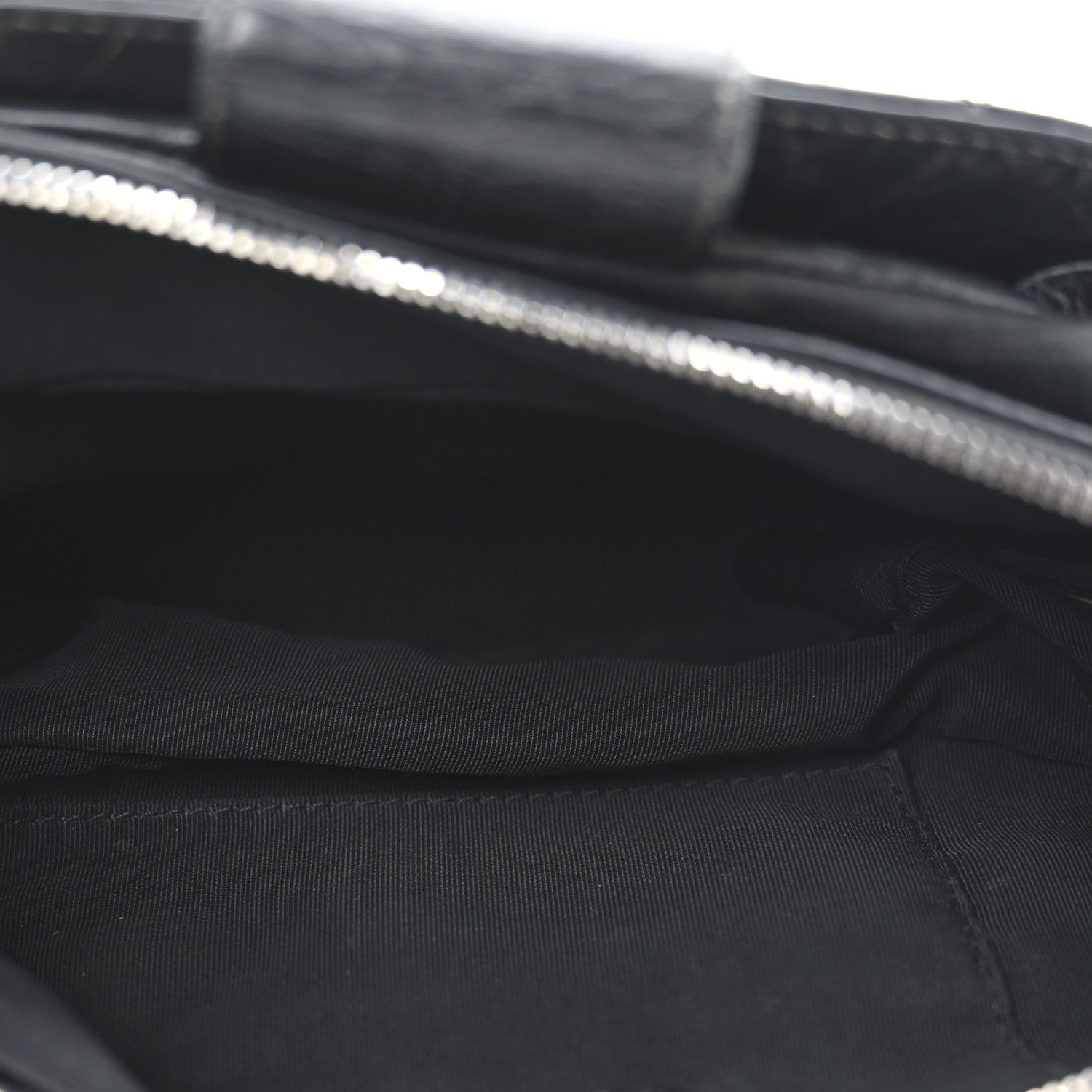 Crumpled Calfskin Quilted Casual Rock Waist Bag Fanny Pack Black
