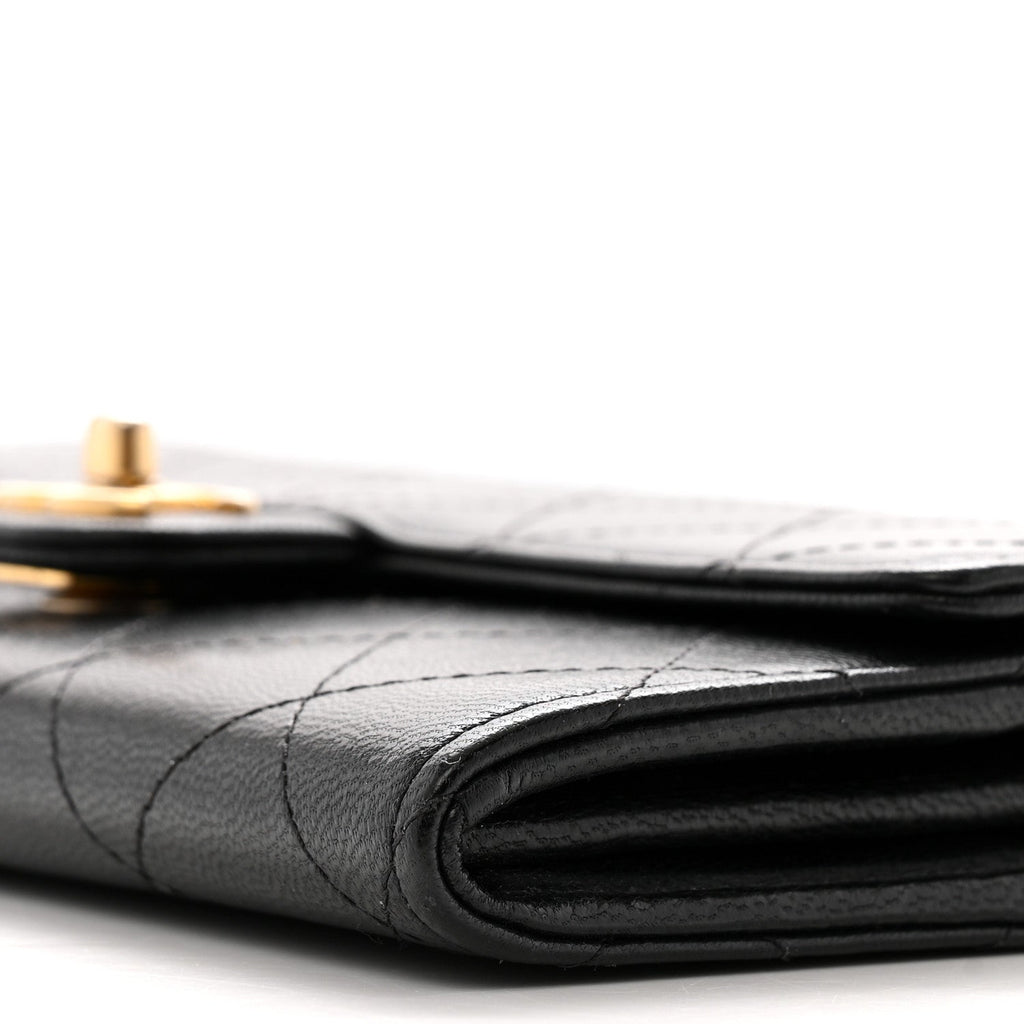 Goatskin Quilted Chic Pearls Clutch With Chain Black