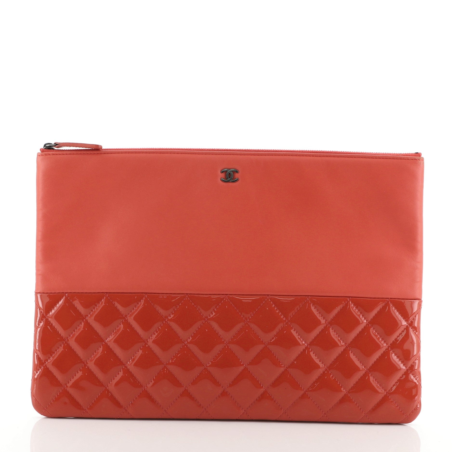 O Case Clutch Lambskin and Quilted Patent Large