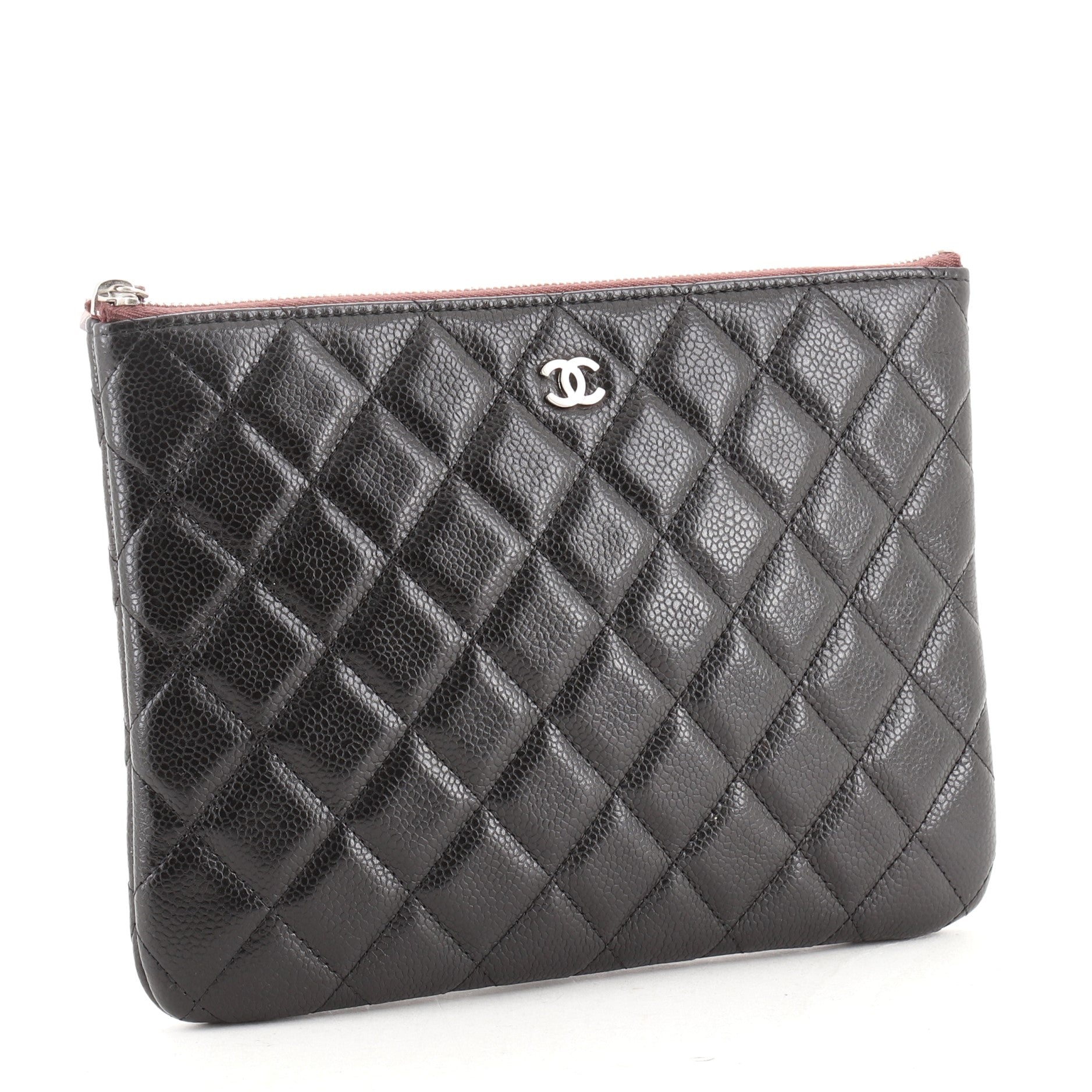 O Case Clutch Quilted Caviar Small