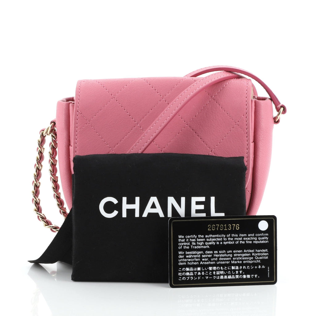 Casual Trip Messenger Bag Quilted Lambskin Mini