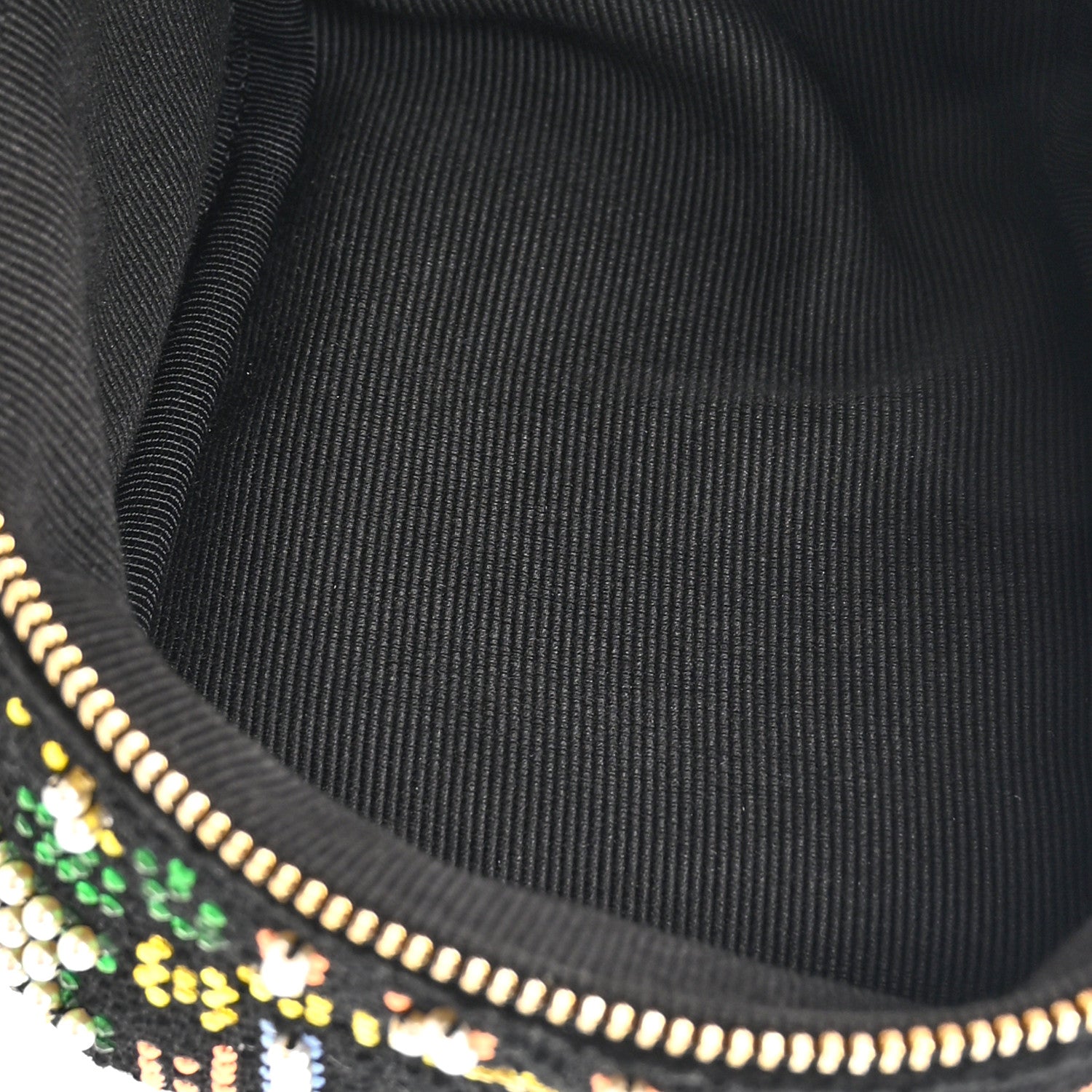 Tweed Pearl Studded Vanity Wrist Case With Chain Black Multicolor