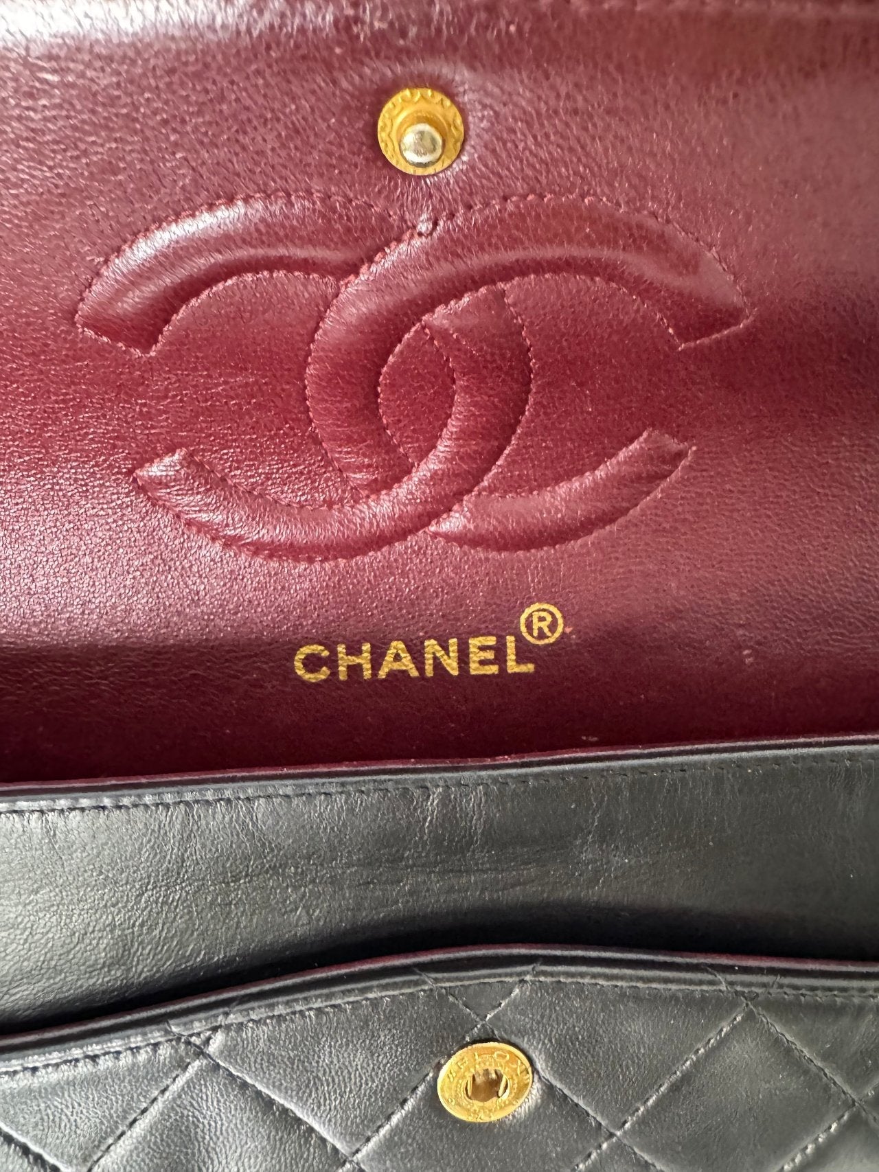 Chanel Vintage Stoff Timeless Flap Bag Black Medium 24k Gold Hardware