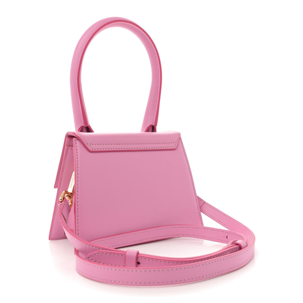 Smooth Calfskin Le Chiquito Moyen Light Pink