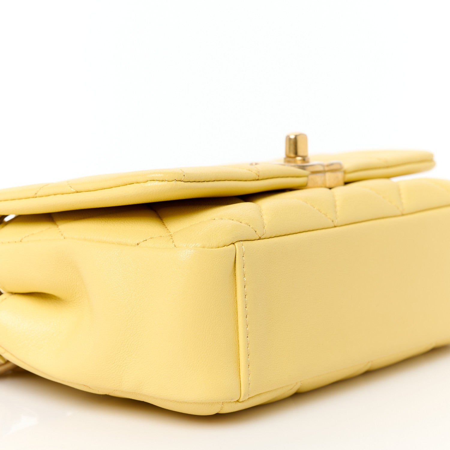 Shiny Lambskin Small Chain Is More Flap Yellow