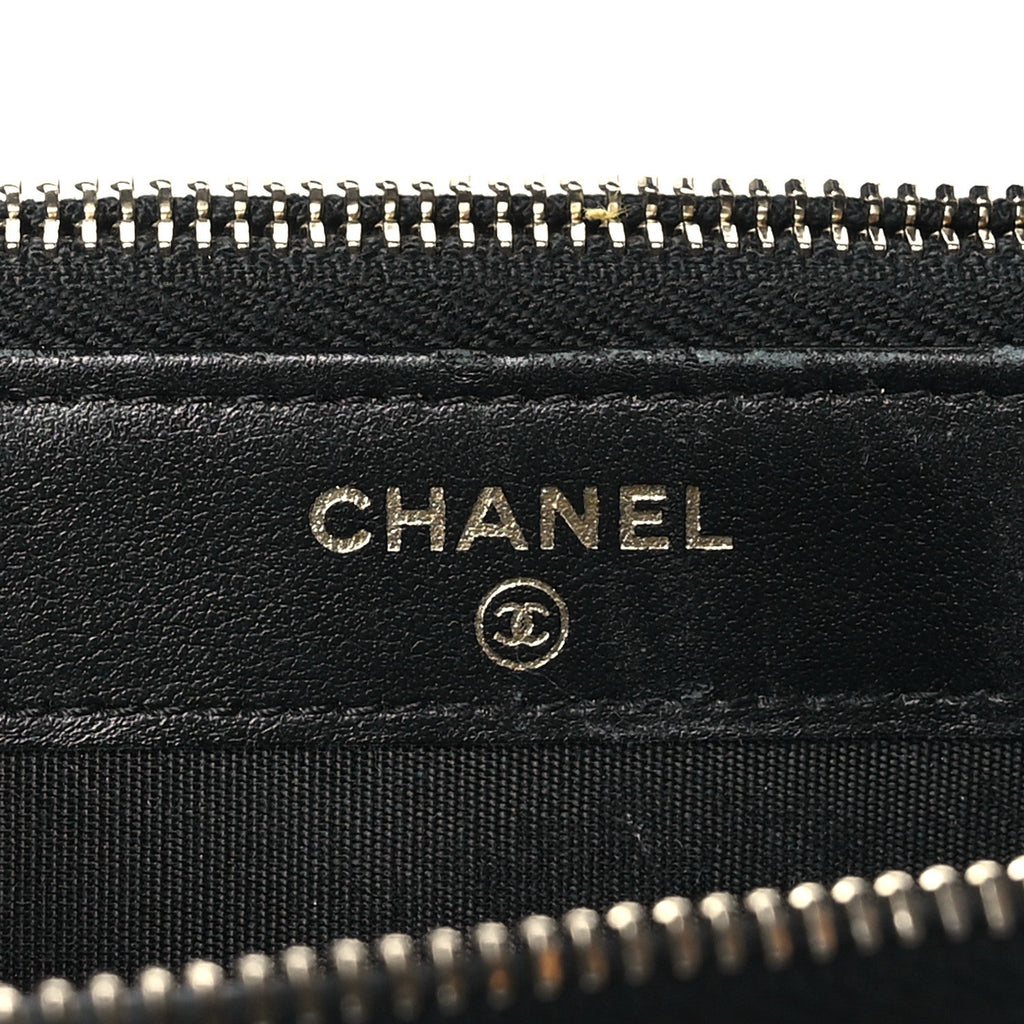 Caviar Quilted Small Boy Clutch With Chain Black