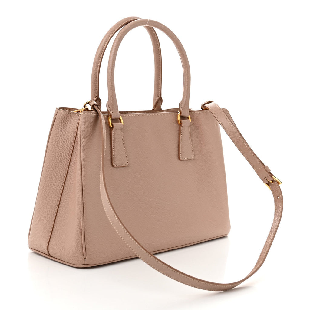 Saffiano Lux Medium Tote Cammeo