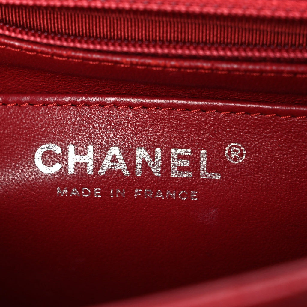 Caviar Quilted Mini Square Flap Red