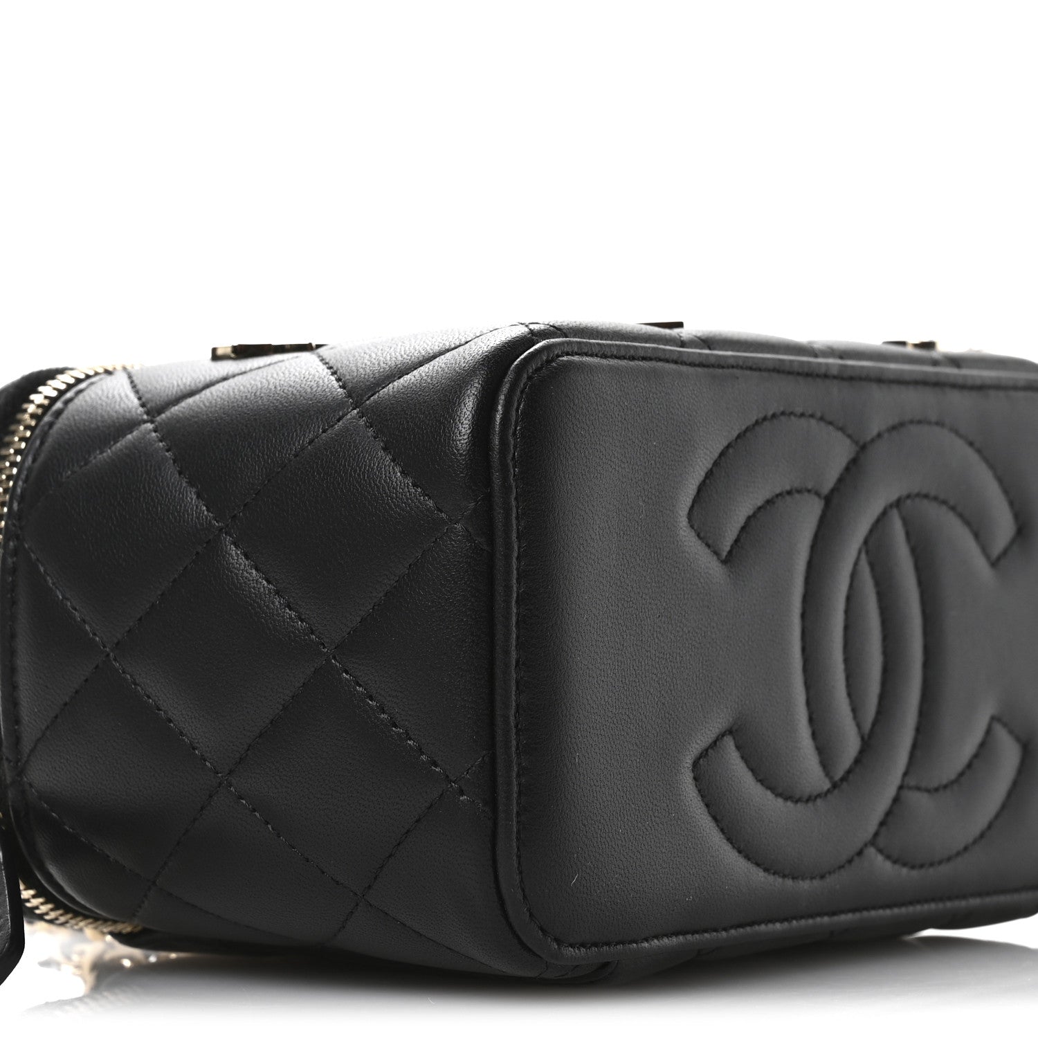 Lambskin Enamel Quilted Roller Skate Small Vanity Case With Chain Black