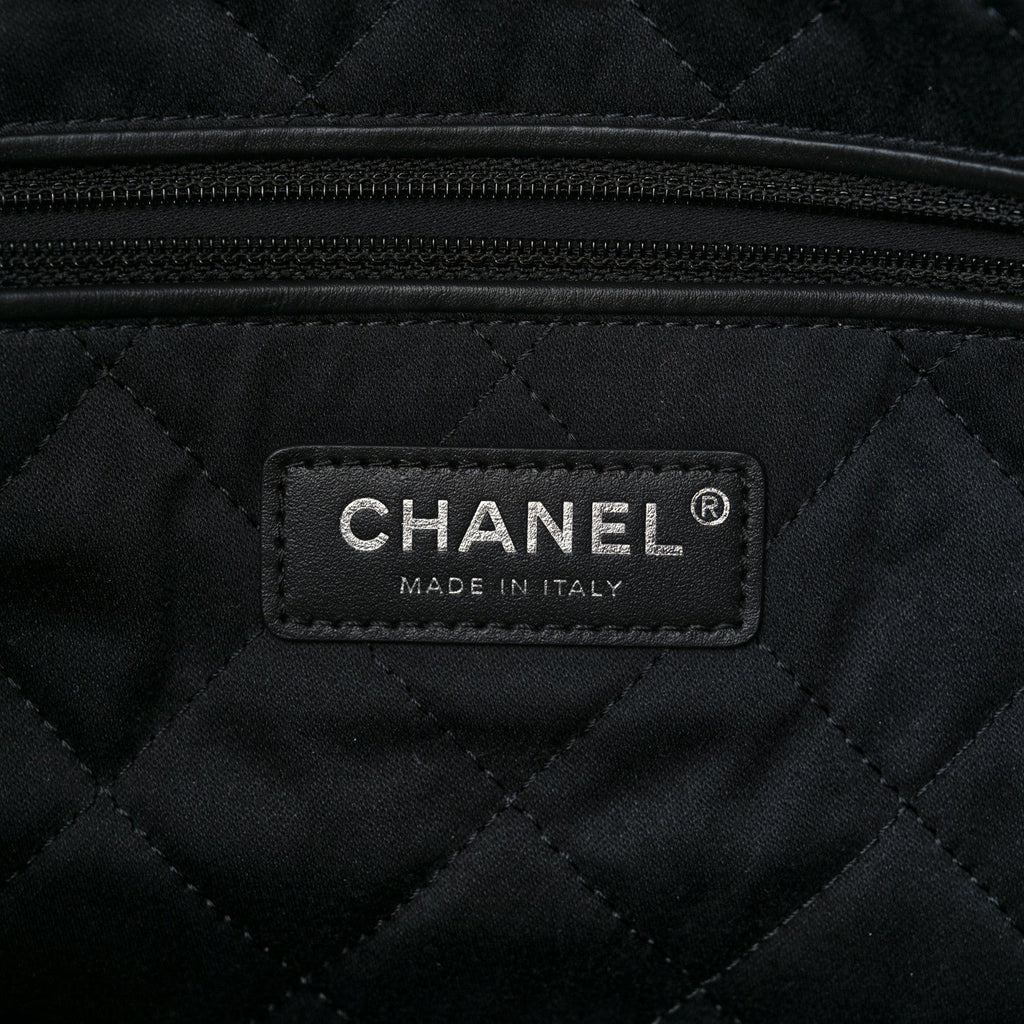 Denim Patchwork Quilted Chanel 22 Black