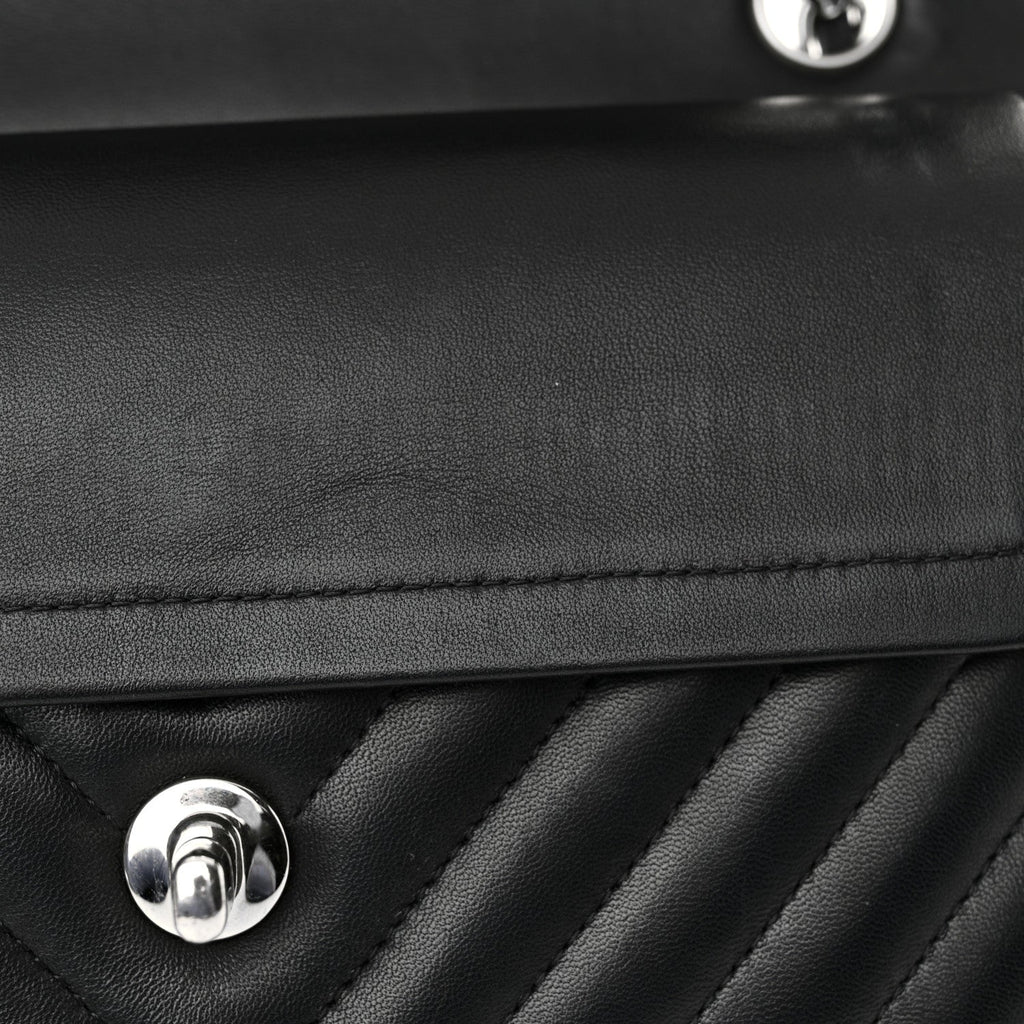 Lambskin Chevron Quilted Small Double Flap Black