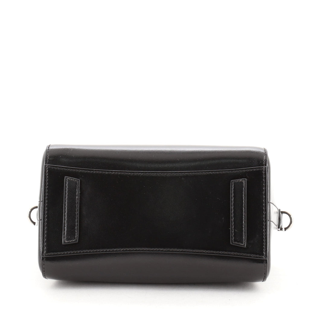 Antigona Bag Glazed Leather Mini