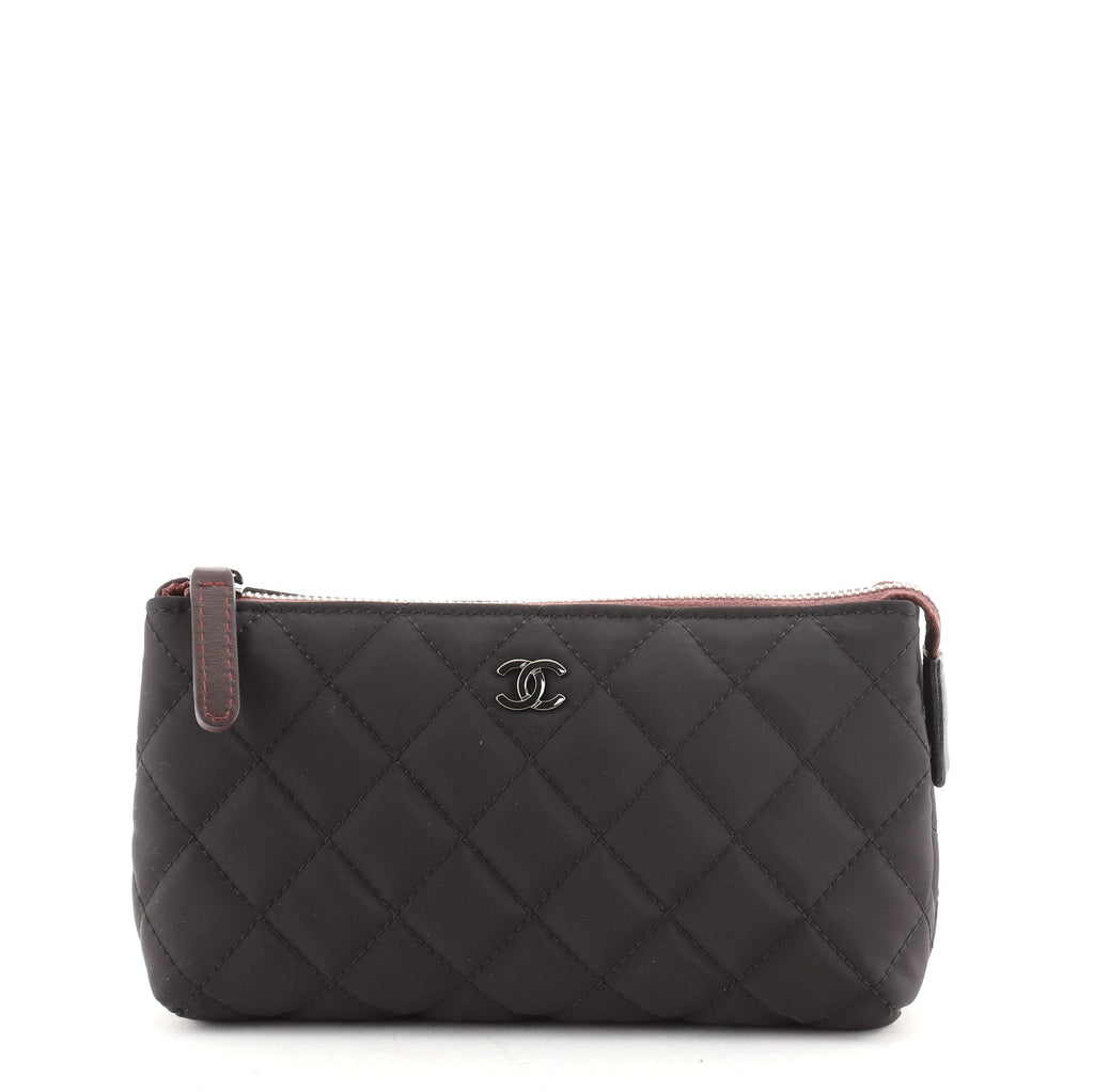Classic O Case Pouch Quilted Nylon Mini