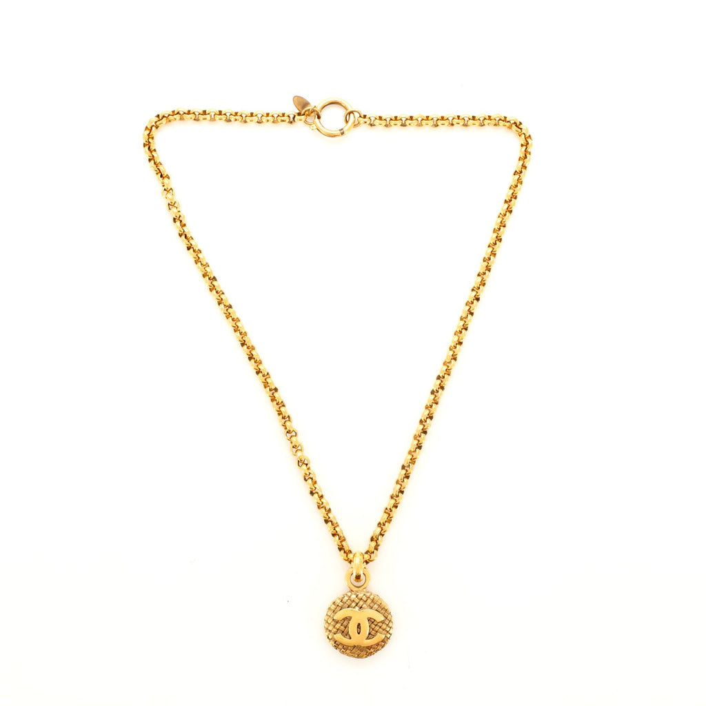 Pendant Necklace Metal