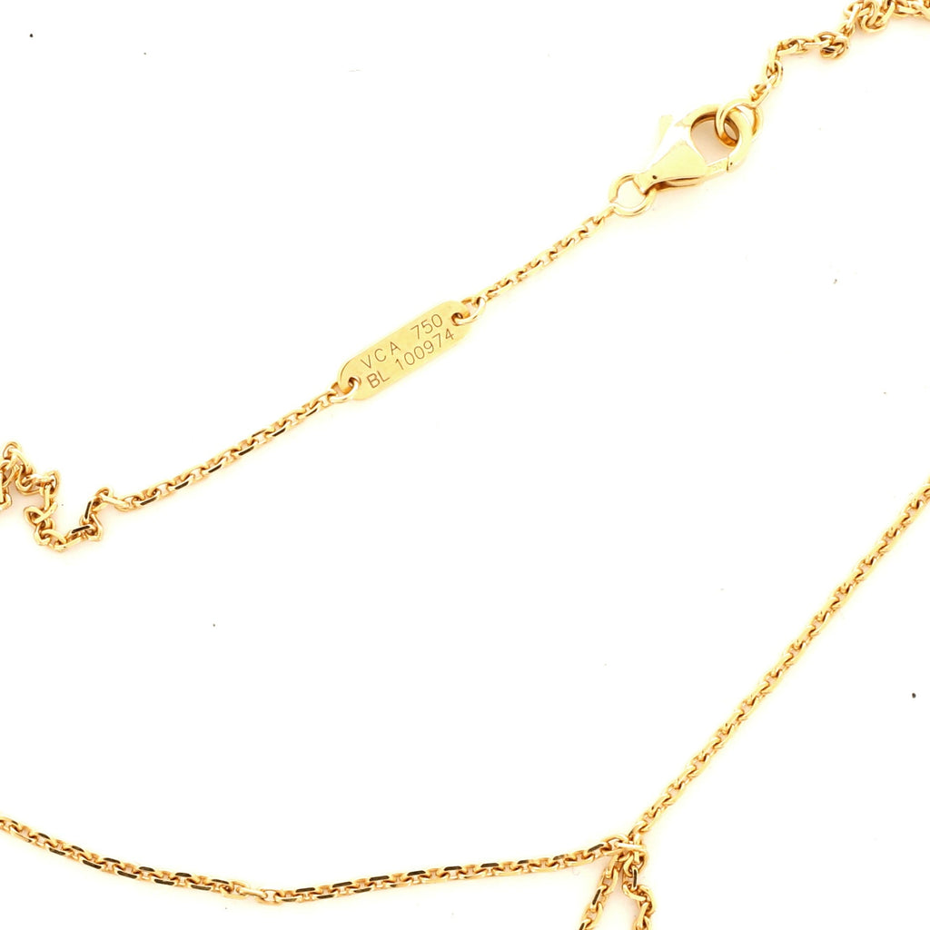 Vintage Alhambra Pendant Necklace 18K Yellow Gold, Onyx and Diamond