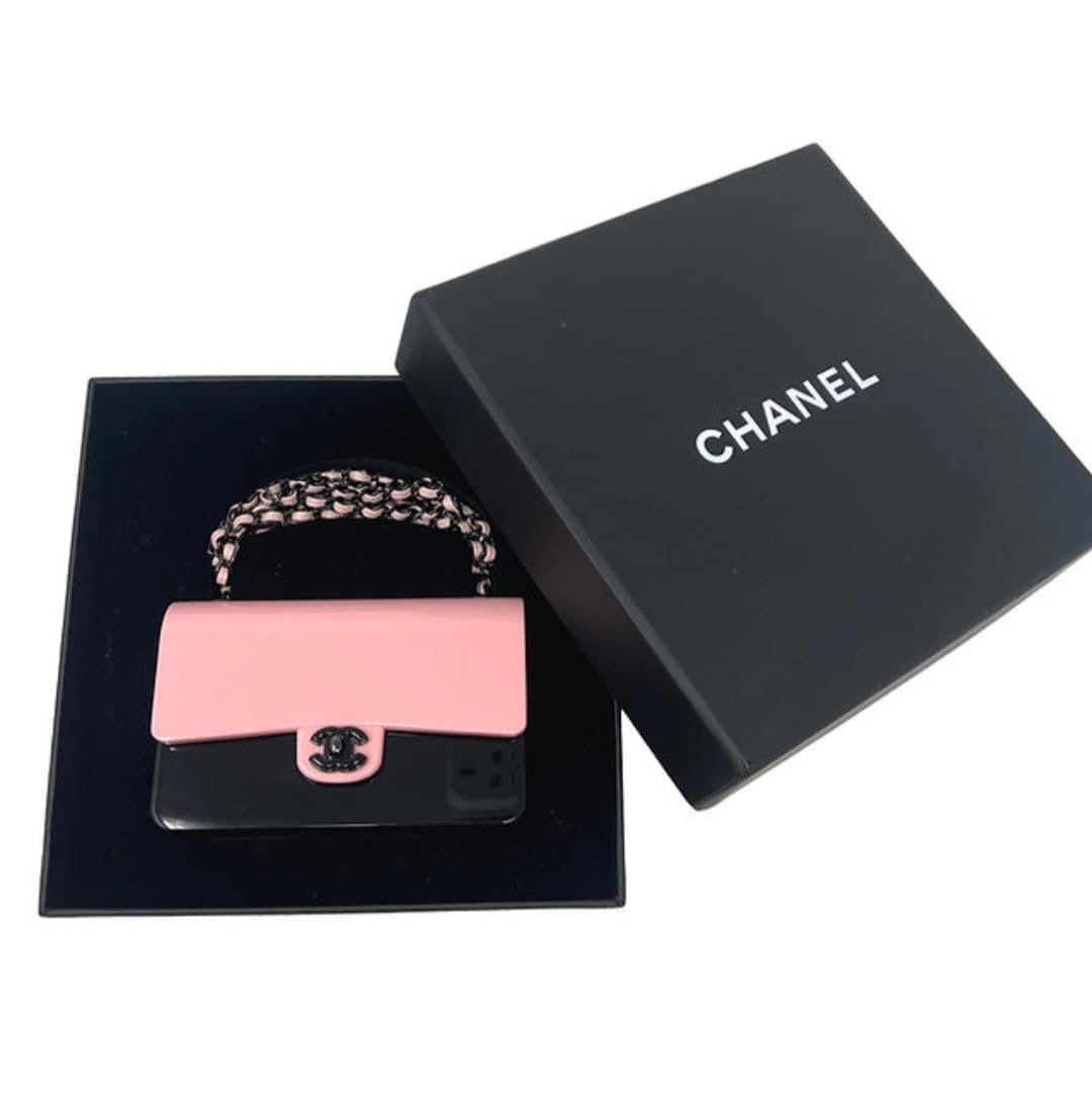 Chanel 21 black and Pink acrylic box minaudière