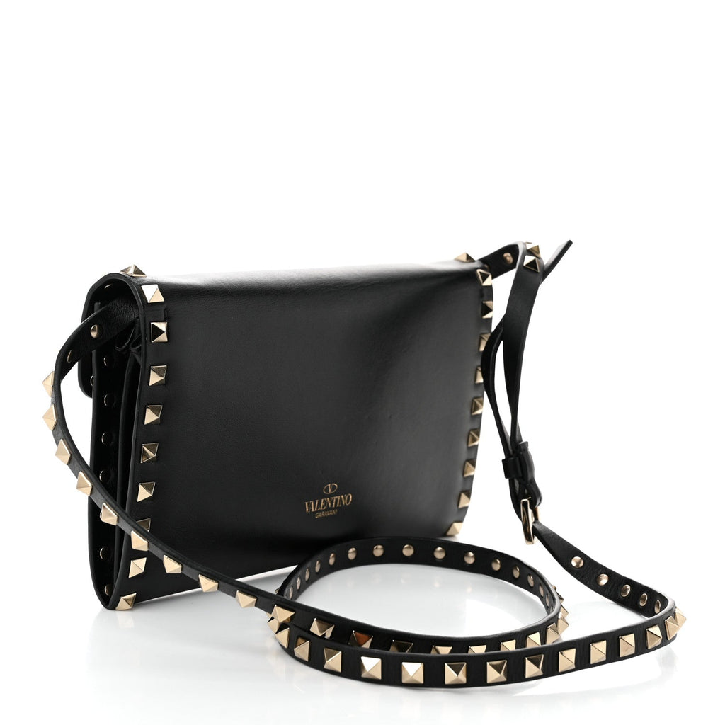 Vitello Medium Rockstud Flap Shoulder Bag Black