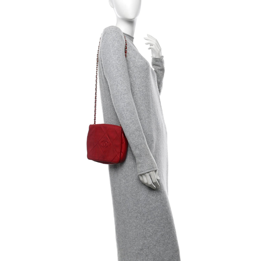 Lambskin Quilted CC Shoulder Bag Red