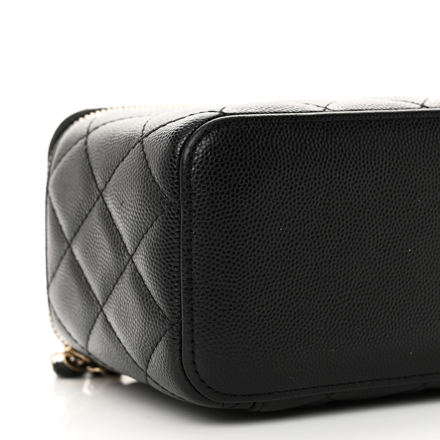 Caviar Quilted Small Vanity Case With Chain Black