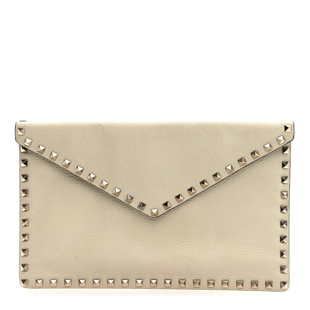 Pebbled Calfskin Large Rockstud Envelope Clutch Light Ivory