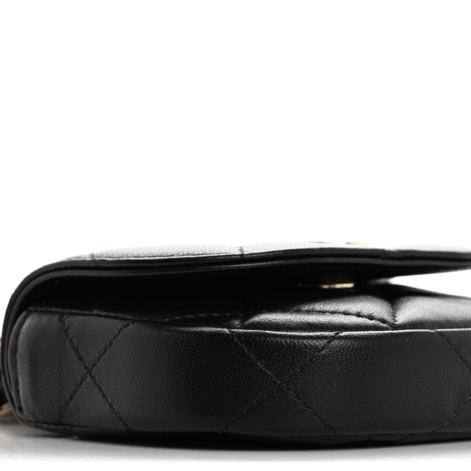 Lambskin Quilted Pearl Top Handle Clutch With Chain Black