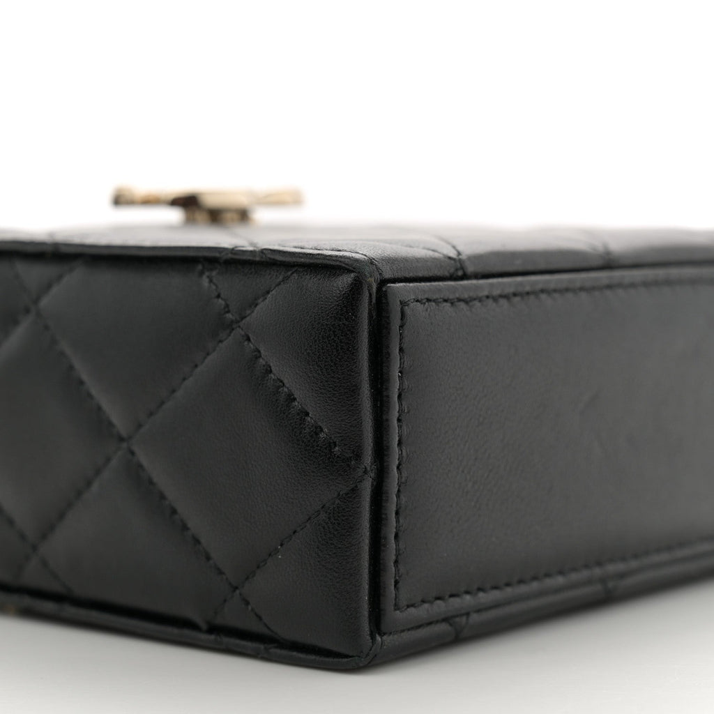 Lambskin Quilted Small Box With Chain Black