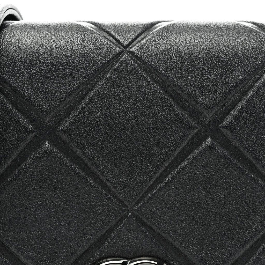 Calfskin Mini Propeller Flap Black