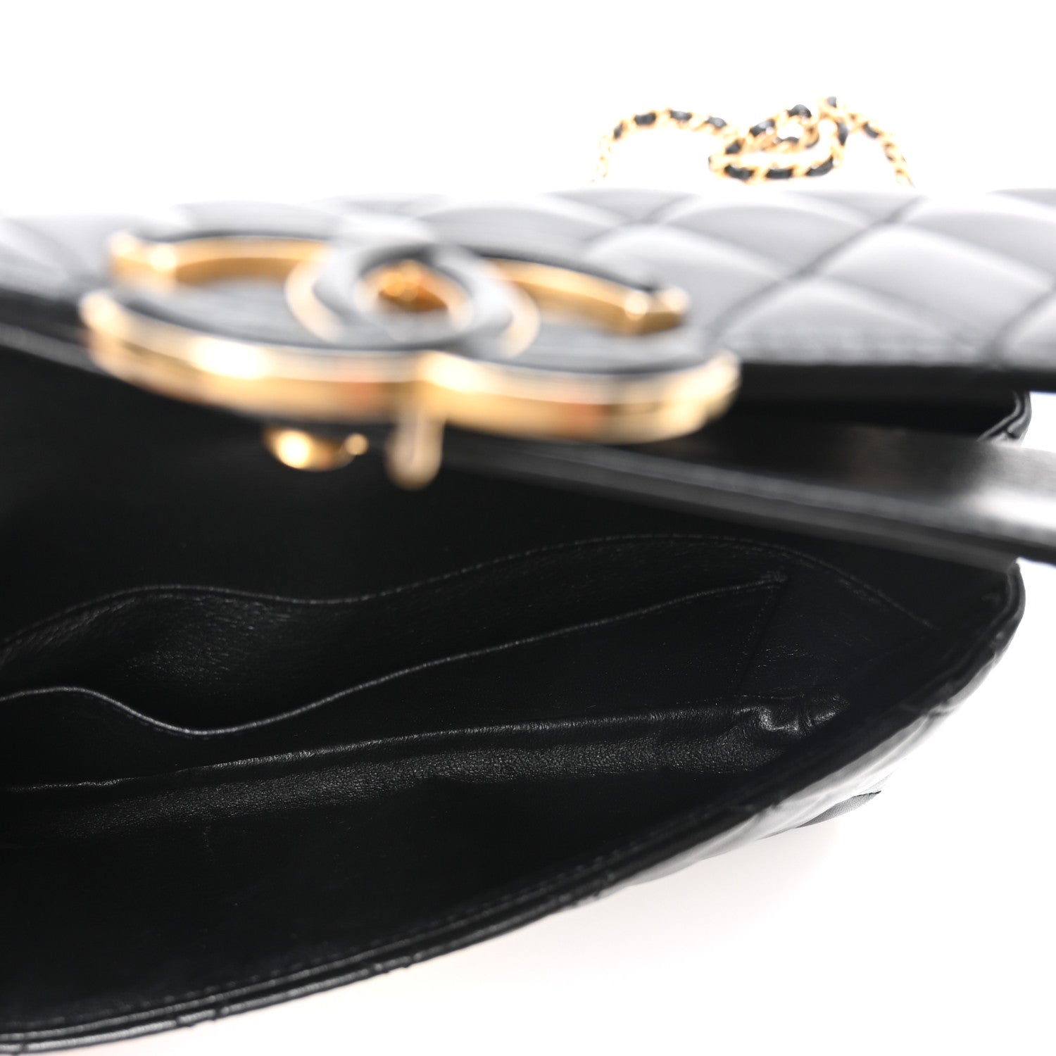 Lambskin Quilted Small CC Chic Flap Black