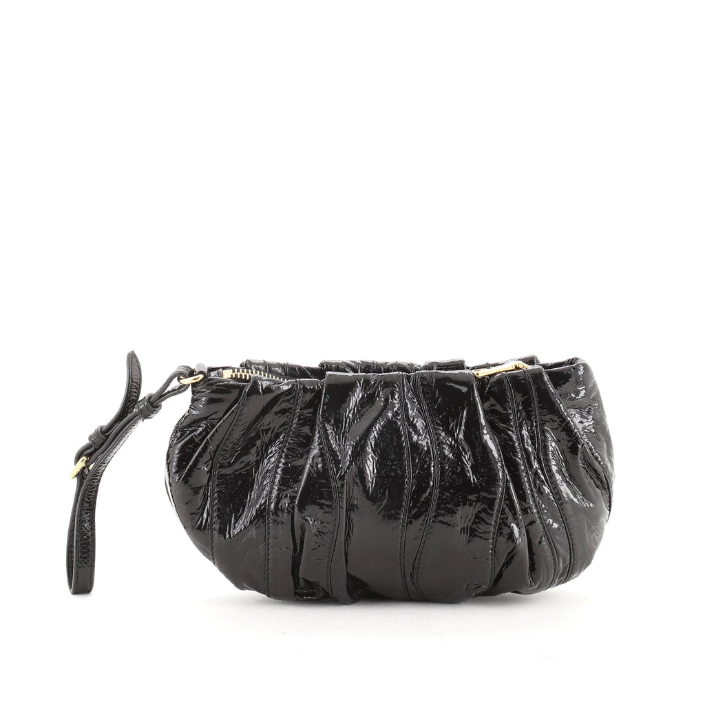 Wristlet Clutch Pleated Vernice Naplak