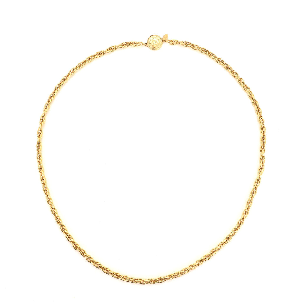 Vintage Round Pendant Necklace Metal