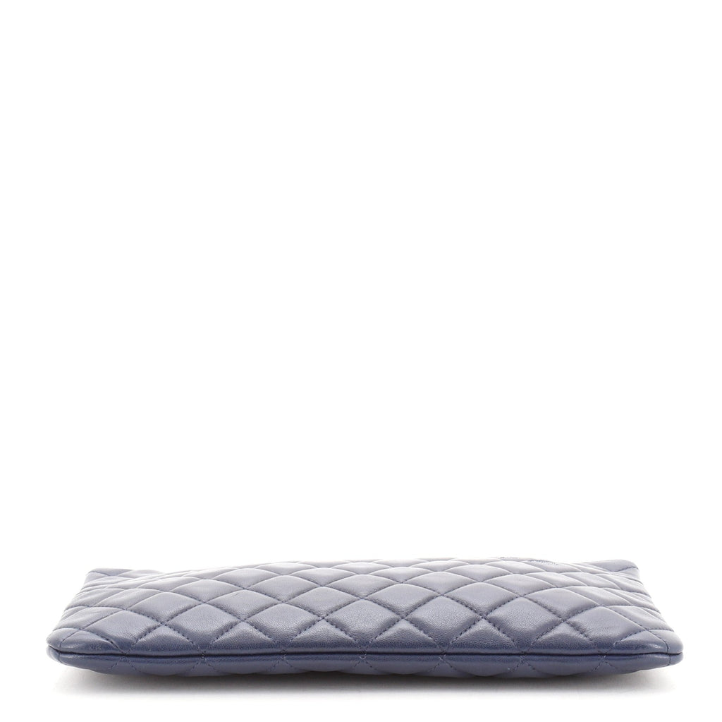 O Case Clutch Quilted Lambskin Medium