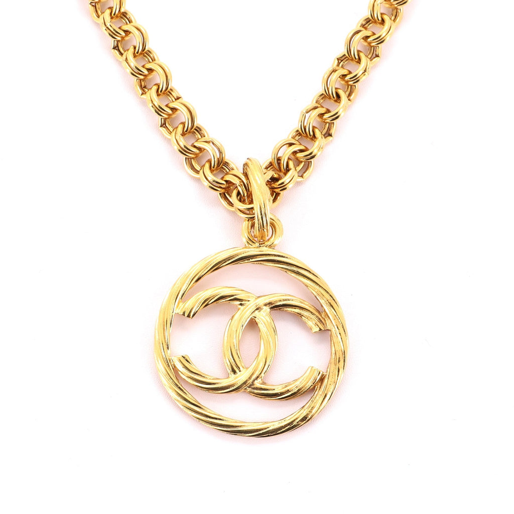 CC Round Pendant Necklace Metal