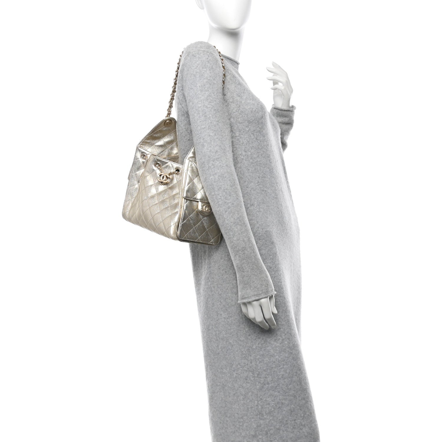 Metallic Caviar Quilted Small Chanel 25 Hobo Gold