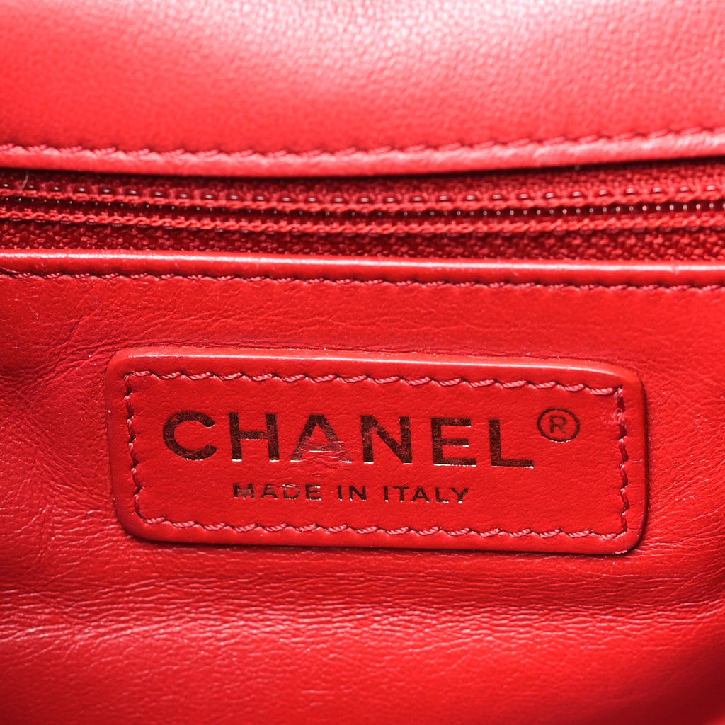 Lambskin Quilted Small Easy Carry Flap Red