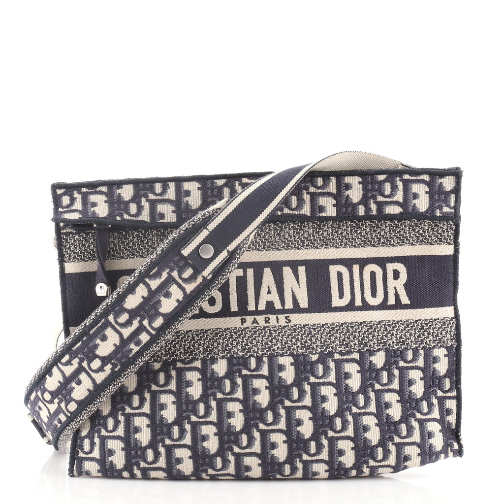 Convertible Clutch Oblique Canvas