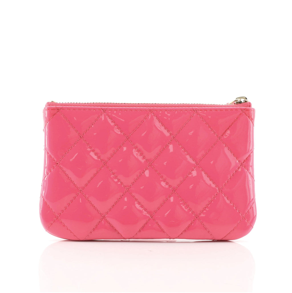 Classic O Case Pouch Quilted Patent Mini