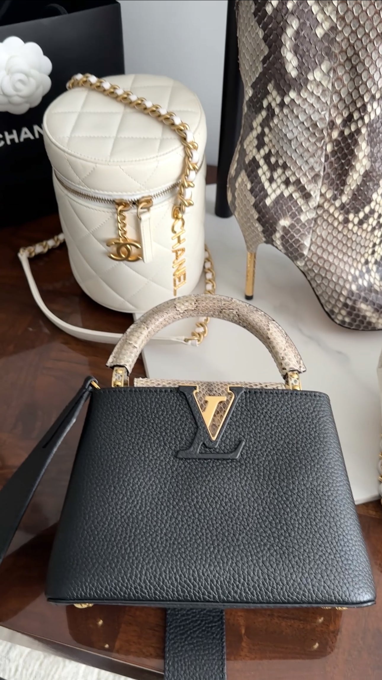 Chanel White Quilted Leather Side Note Vanity Bag