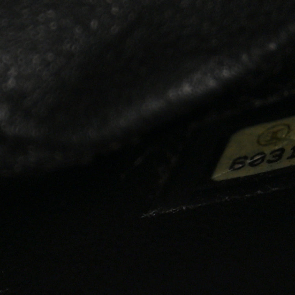 Caviar Quilted Medallion Tote Black