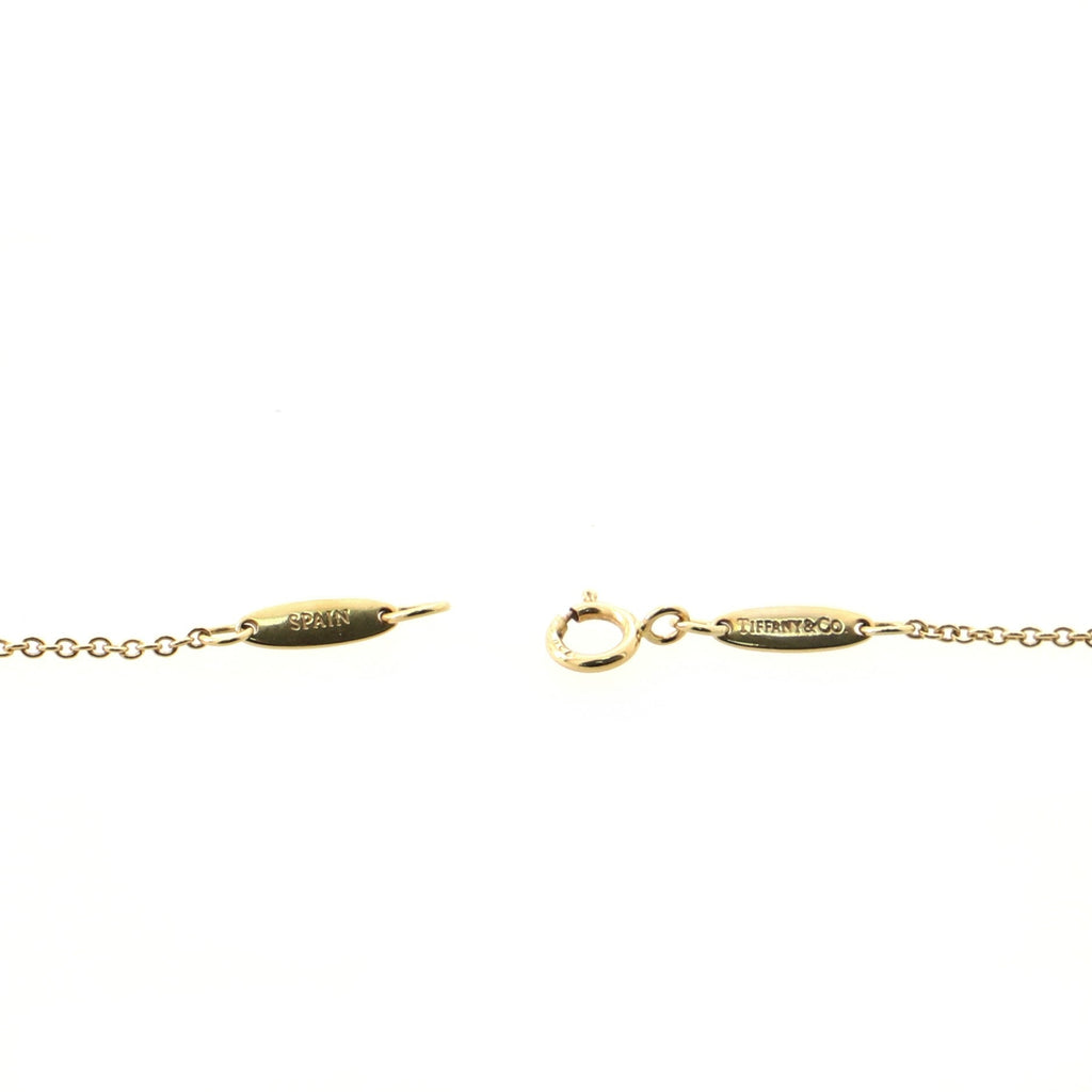 Round Pendant 18K Yellow Gold Necklace