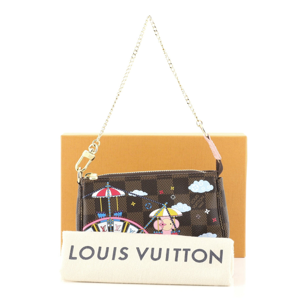 Pochette Accessoires Limited Edition Vivienne Xmas Damier Mini