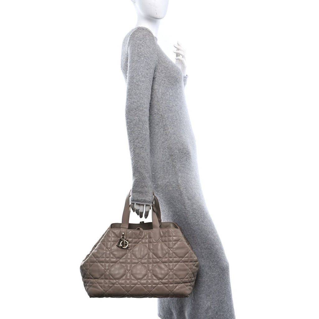Calfskin Macrocannage Large Toujours Powder Beige