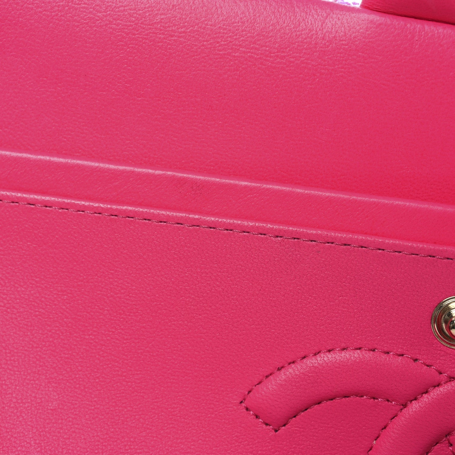 Tweed Quilted Enamel CC Logo Medium Double Flap Pink Multicolor