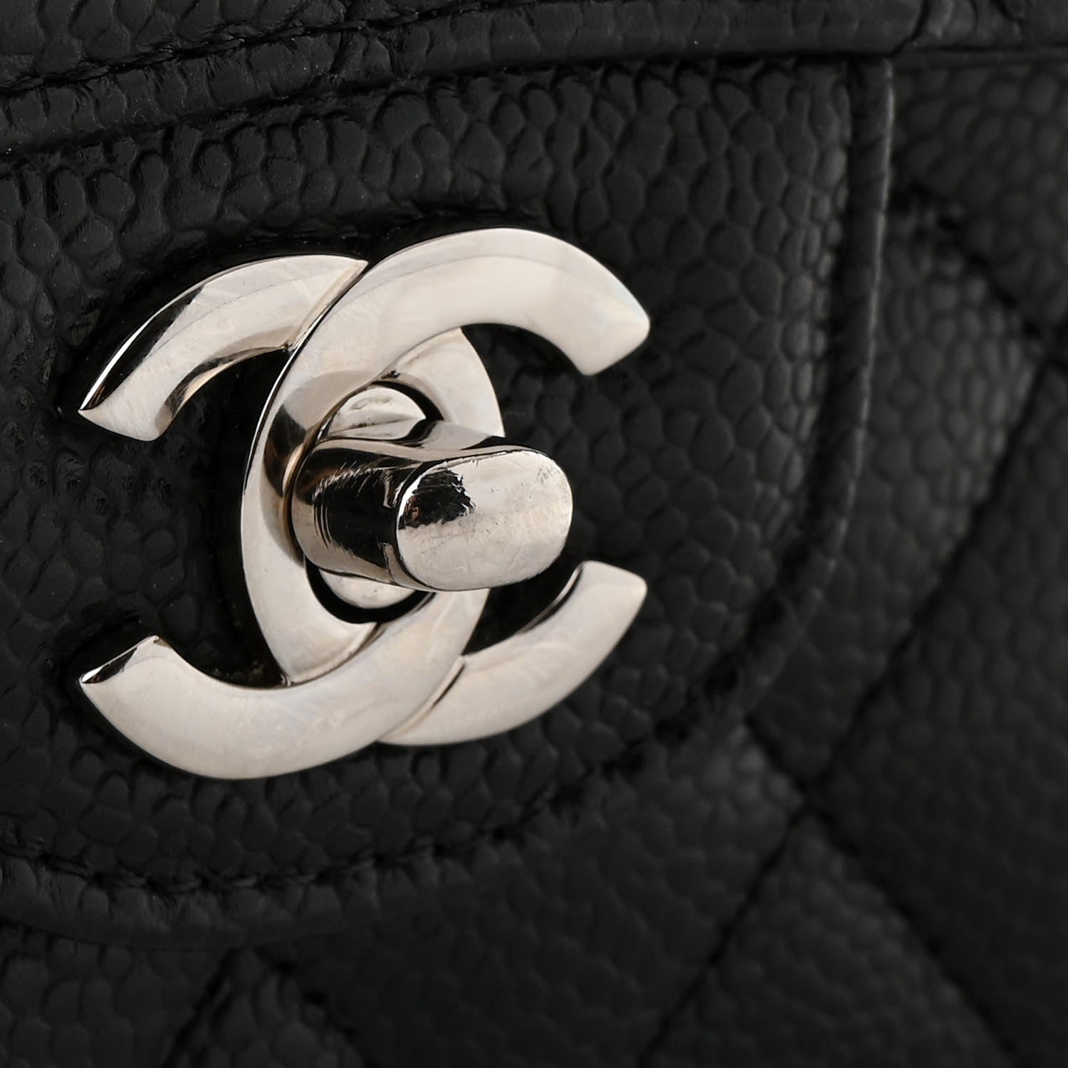 Caviar Quilted Medium Double Flap Black