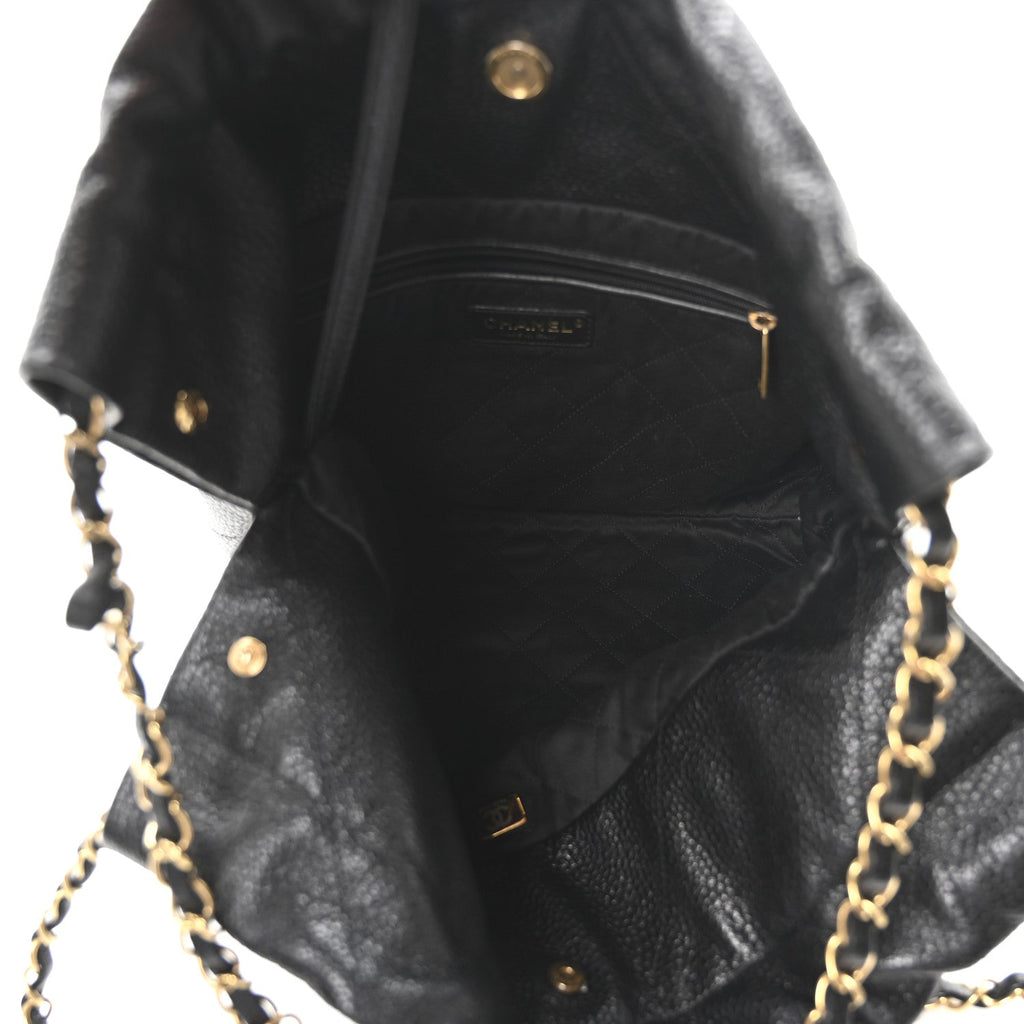 Shiny Caviar Quilted Small Chanel 22 Black