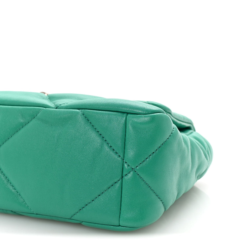 Lambskin Quilted Medium Chanel 19 Flap Green
