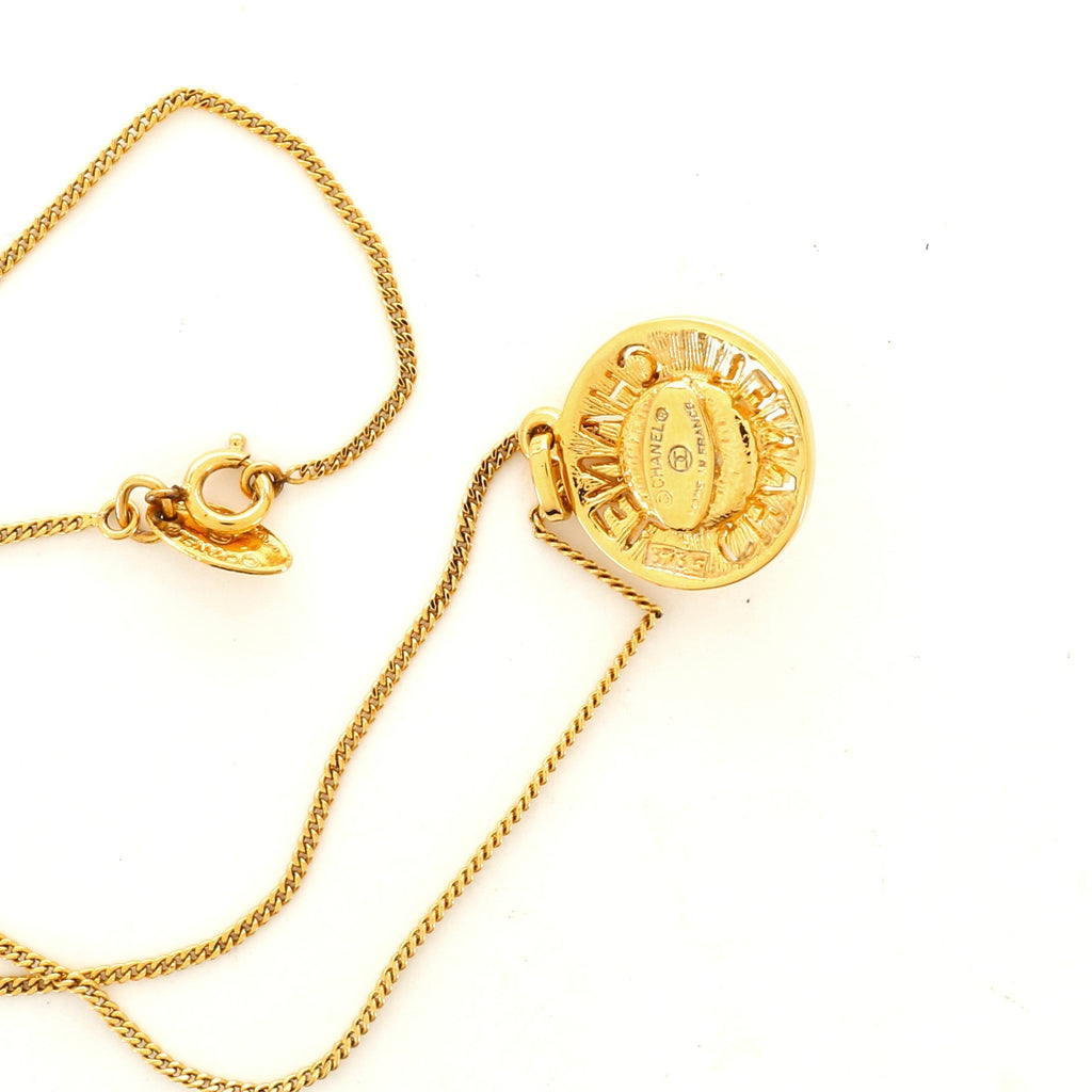 Logo Round Pendant Metal with Faux Pearl Necklace