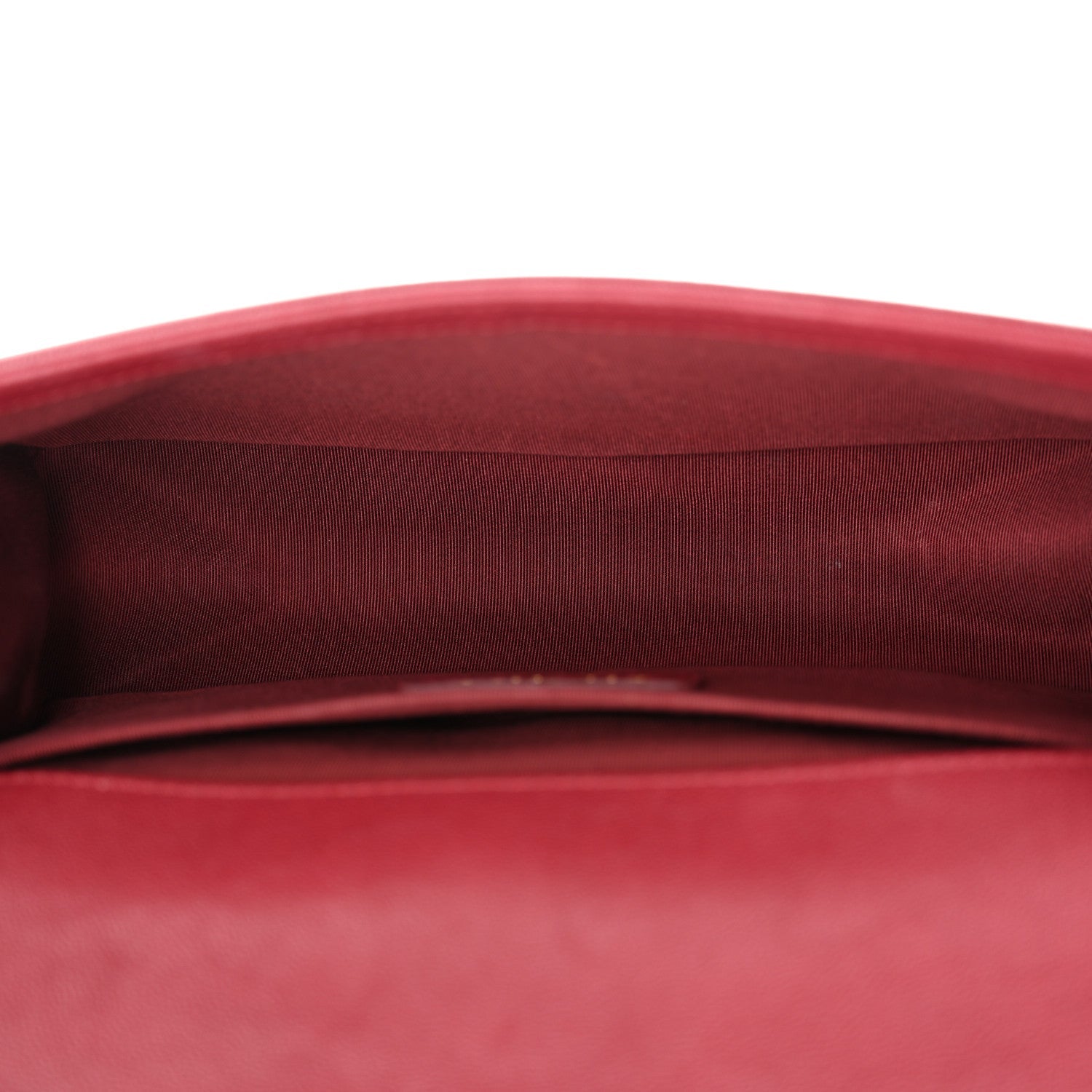 Caviar Quilted Medium Boy Flap Red